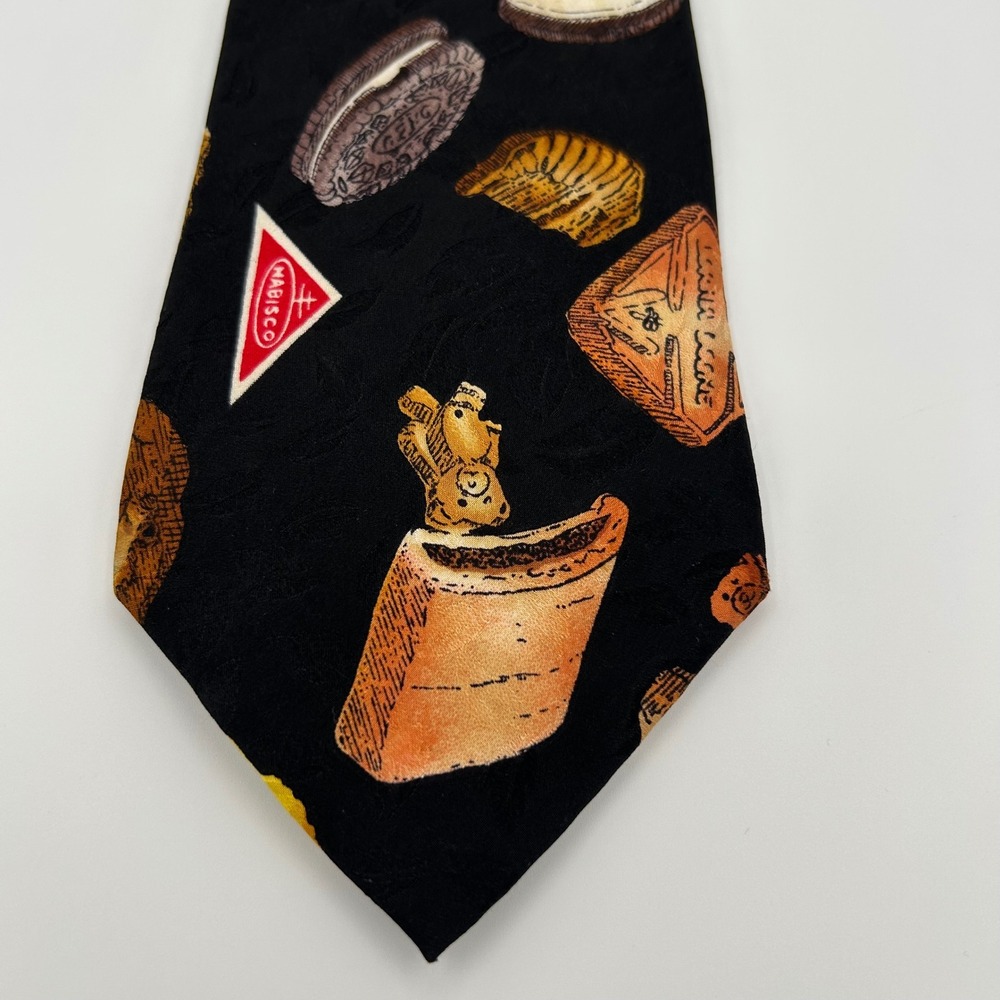 Nicole Miller Necktie Nabisco Snacks Mens OS Black Silk Kitsch Pop Art Vintage